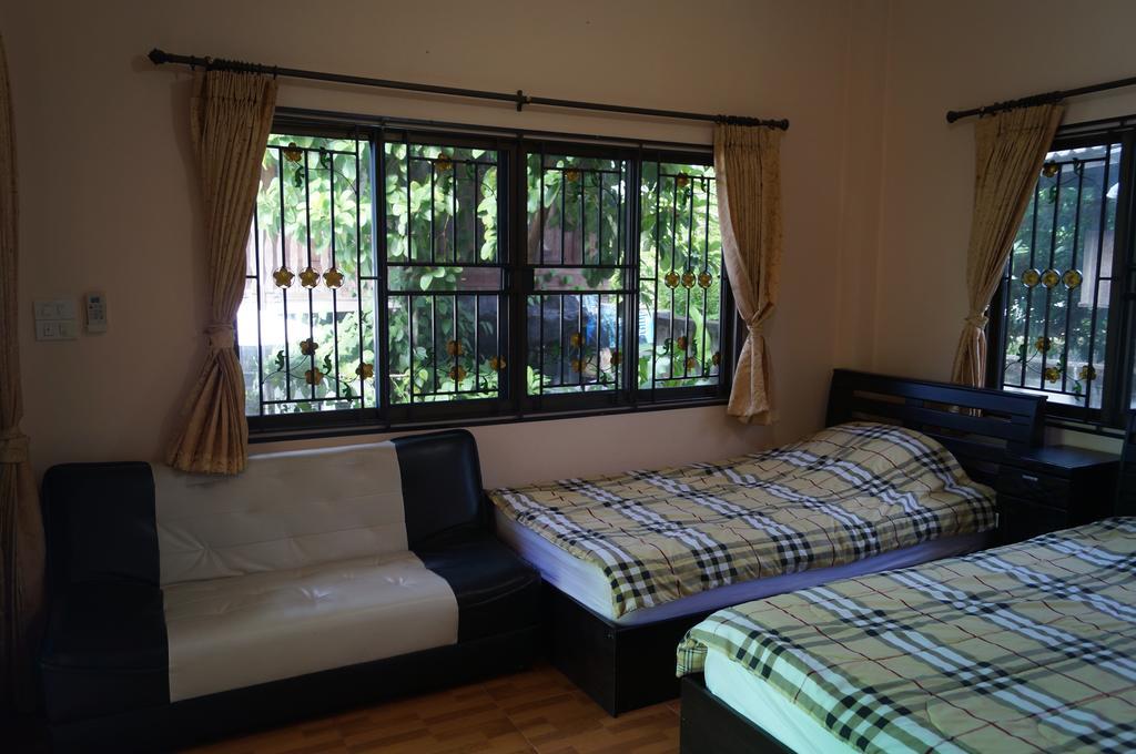 Three Moon Apartment Doi Saket Luaran gambar
