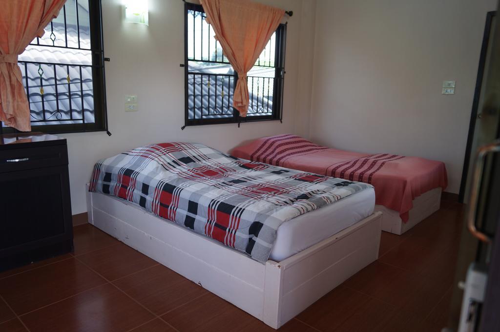 Three Moon Apartment Doi Saket Luaran gambar