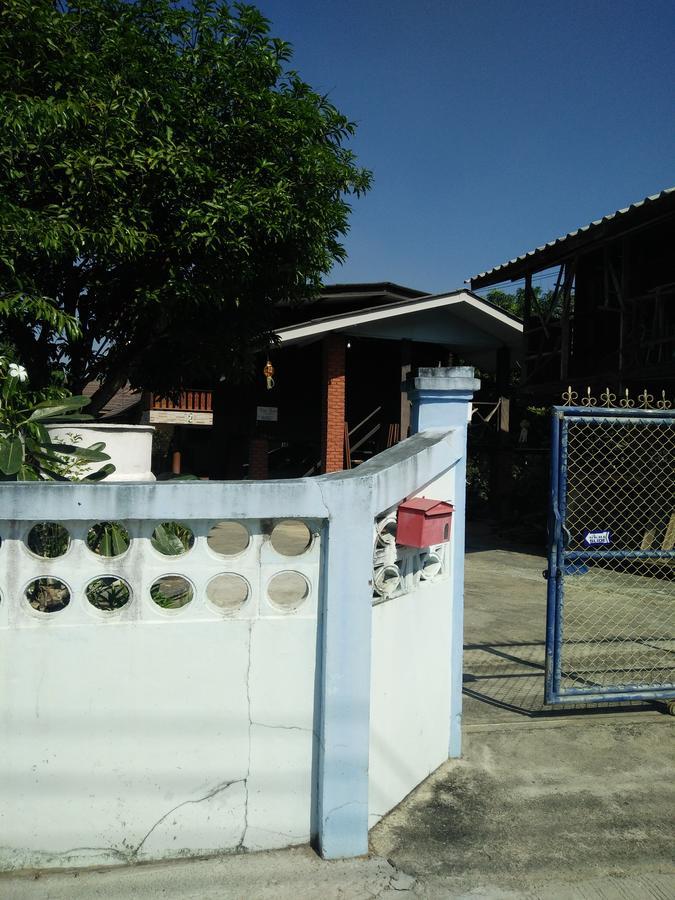 Three Moon Apartment Doi Saket Luaran gambar