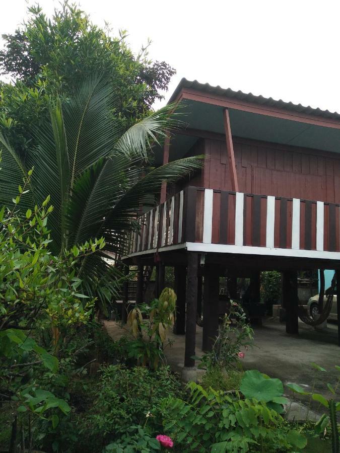 Three Moon Apartment Doi Saket Luaran gambar